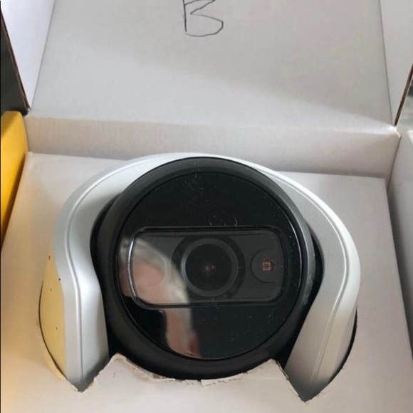 Axis M31 Network camera - Picture 3 of 5